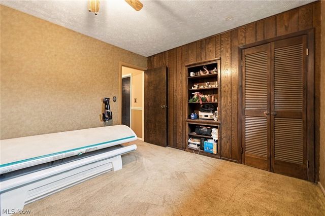 4936 Gate Moss Oval, North Ridgeville, OH 44039