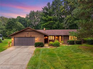 4936 Gate Moss Oval, North Ridgeville, OH 44039