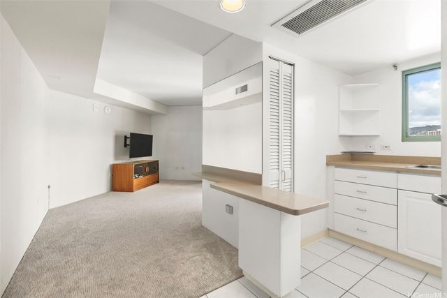 1314 Kalakaua Avenue 1214, Honolulu, HI 96826