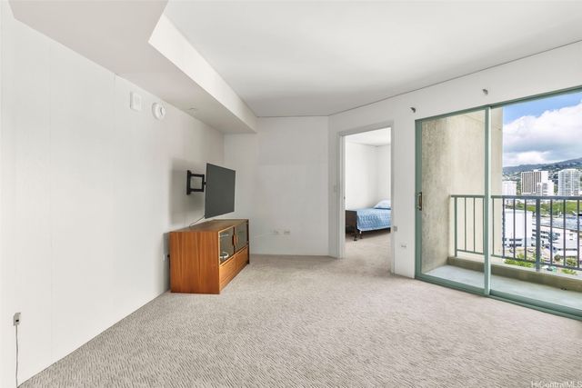 1314 Kalakaua Avenue 1214, Honolulu, HI 96826