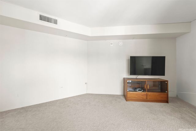 1314 Kalakaua Avenue 1214, Honolulu, HI 96826