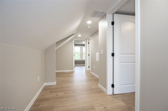 1605 Winchester Avenue, Lakewood, OH 44107