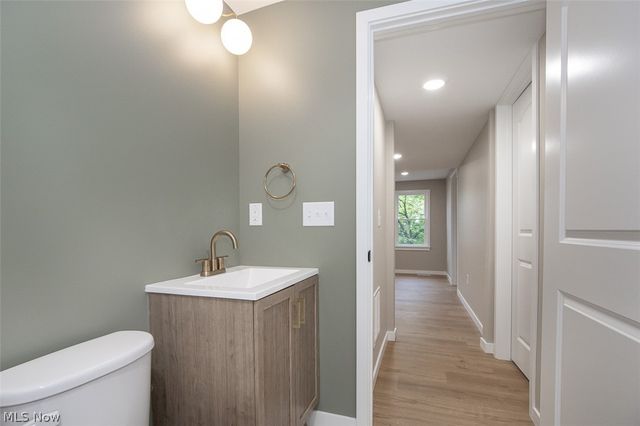 1605 Winchester Avenue, Lakewood, OH 44107