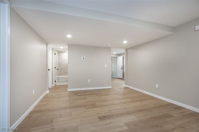 1605 Winchester Avenue, Lakewood, OH 44107