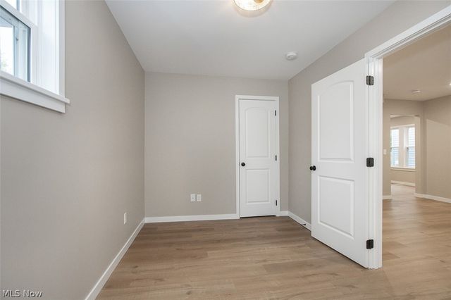 1605 Winchester Avenue, Lakewood, OH 44107