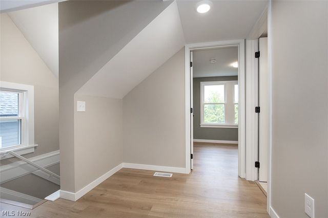 1605 Winchester Avenue, Lakewood, OH 44107