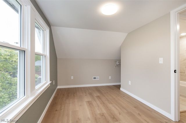 1605 Winchester Avenue, Lakewood, OH 44107