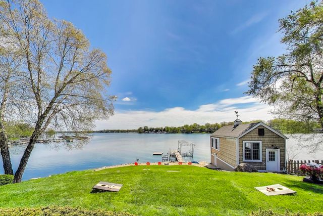 26398 W Lake Street, Antioch, IL 60002
