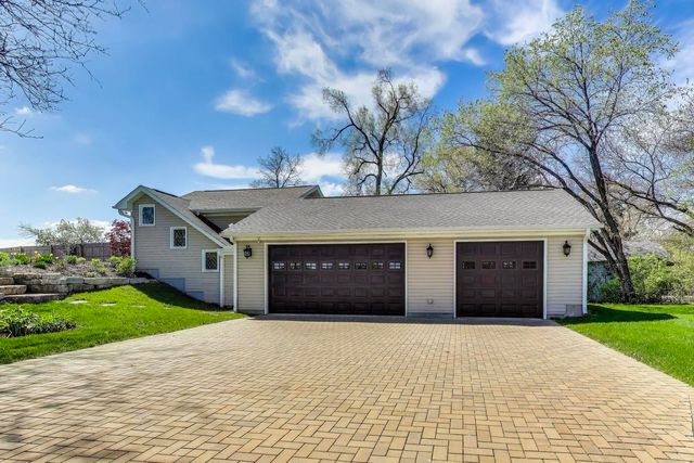 26398 W Lake Street, Antioch, IL 60002