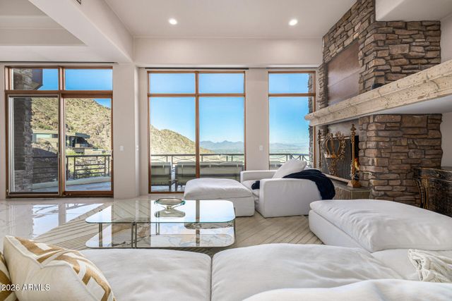 5676 E CHENEY Drive, Paradise Valley, AZ 85253