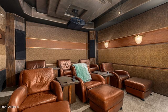 5676 E CHENEY Drive, Paradise Valley, AZ 85253