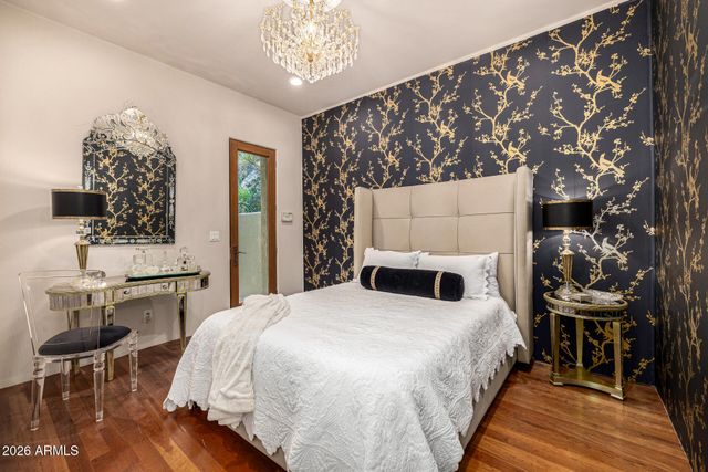 5676 E CHENEY Drive, Paradise Valley, AZ 85253