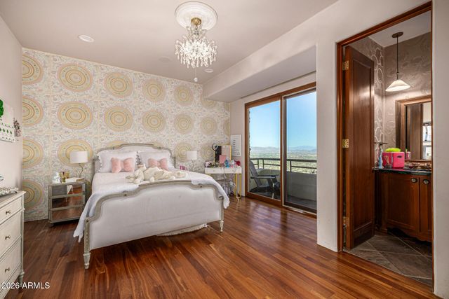 5676 E CHENEY Drive, Paradise Valley, AZ 85253