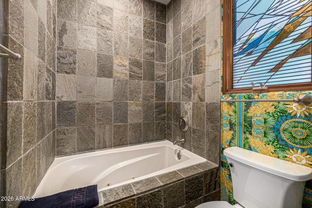 5676 E CHENEY Drive, Paradise Valley, AZ 85253