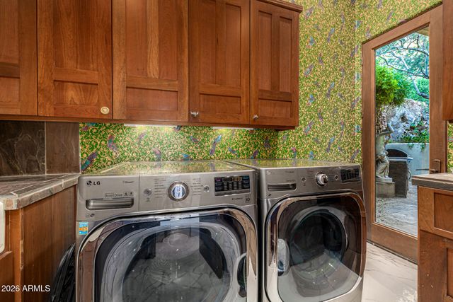 5676 E CHENEY Drive, Paradise Valley, AZ 85253