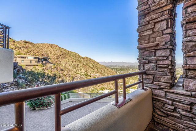 5676 E CHENEY Drive, Paradise Valley, AZ 85253