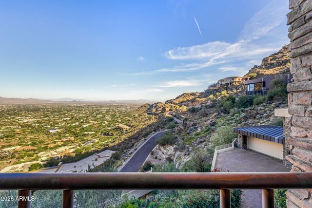 5676 E CHENEY Drive, Paradise Valley, AZ 85253