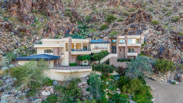 5676 E CHENEY Drive, Paradise Valley, AZ 85253