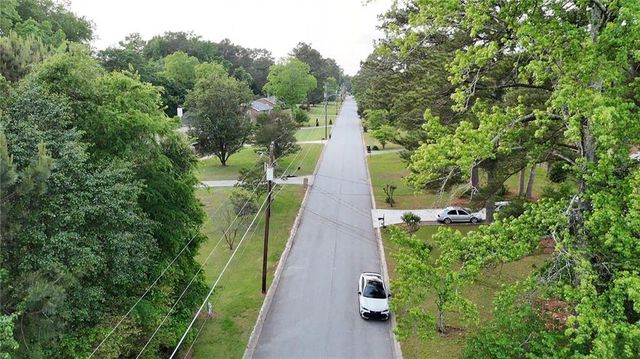 2253 Timber Lane, Snellville, GA 30078