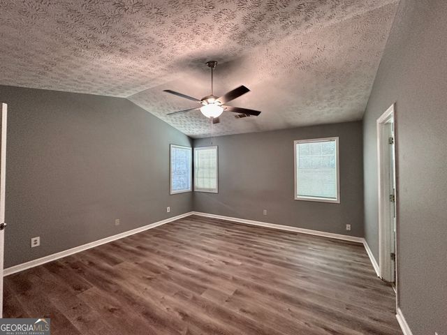3372 Tia Trace NW, Kennesaw, GA 30152