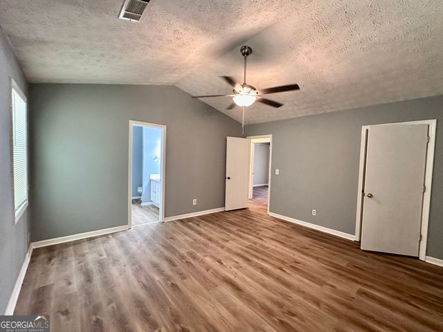 3372 Tia Trace NW, Kennesaw, GA 30152