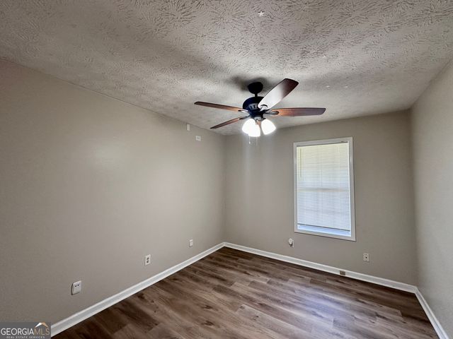 3372 Tia Trace NW, Kennesaw, GA 30152