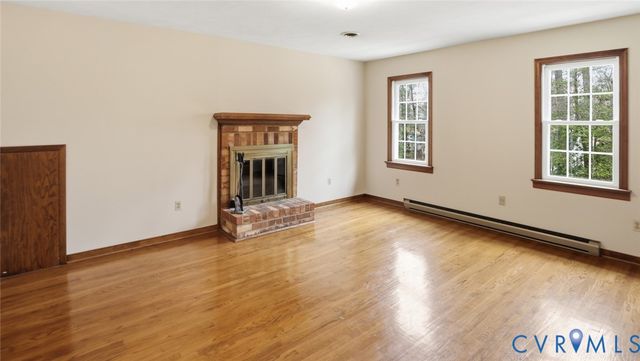 6287 Queens Lace Rd, Mechanicsville, VA 23111