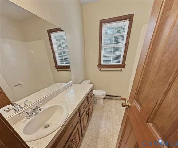 6287 Queens Lace Rd, Mechanicsville, VA 23111