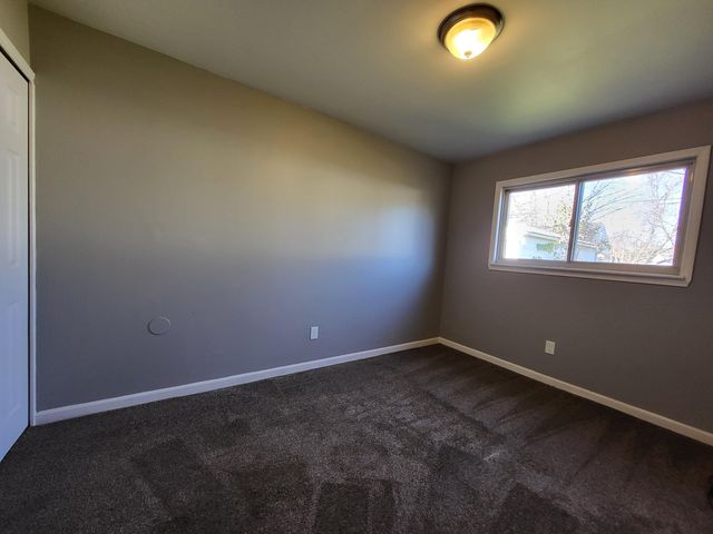 21813 Rosedale Street, Saint Clair Shores, MI 48080