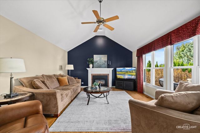 4903 Clearwater Lane, Naperville, IL 60564
