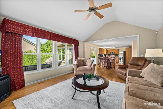 4903 Clearwater Lane, Naperville, IL 60564