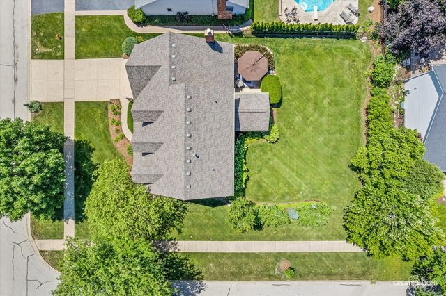 4903 Clearwater Lane, Naperville, IL 60564