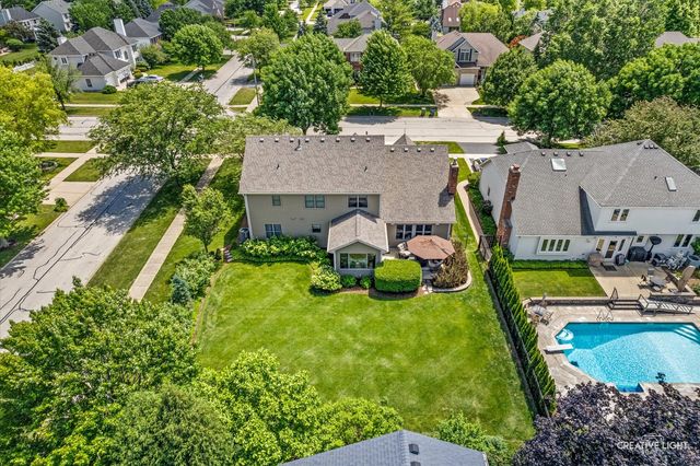 4903 Clearwater Lane, Naperville, IL 60564