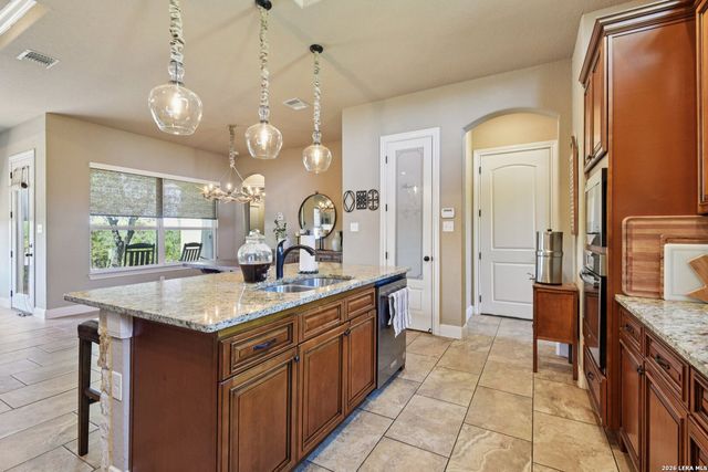 345 Ridge Point, Spring Branch, TX 78070