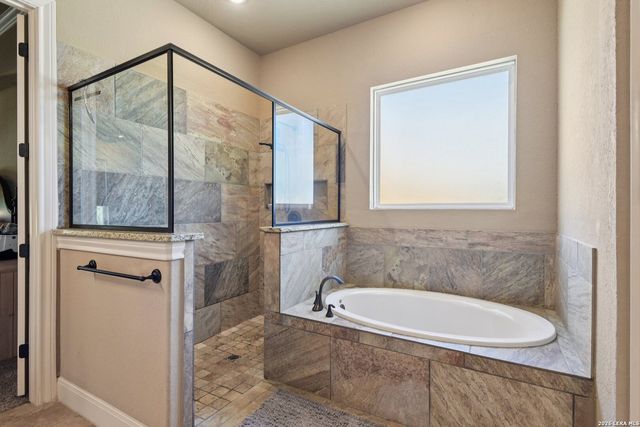 345 Ridge Point, Spring Branch, TX 78070