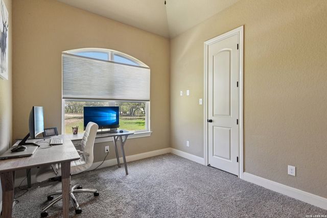 345 Ridge Point, Spring Branch, TX 78070