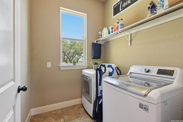 345 Ridge Point, Spring Branch, TX 78070