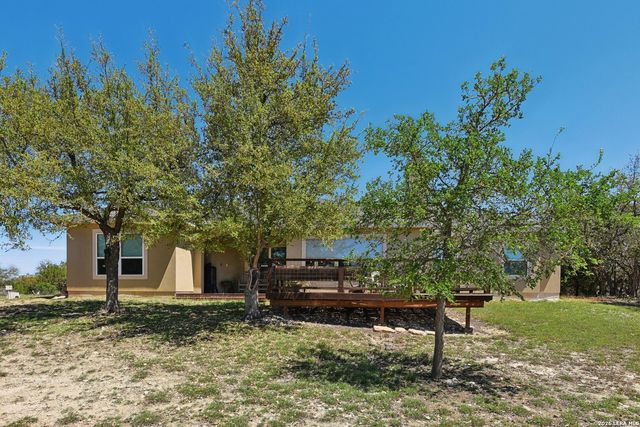 345 Ridge Point, Spring Branch, TX 78070