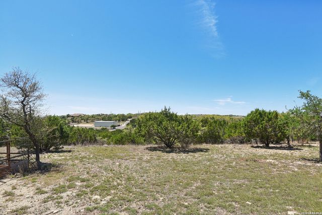 345 Ridge Point, Spring Branch, TX 78070
