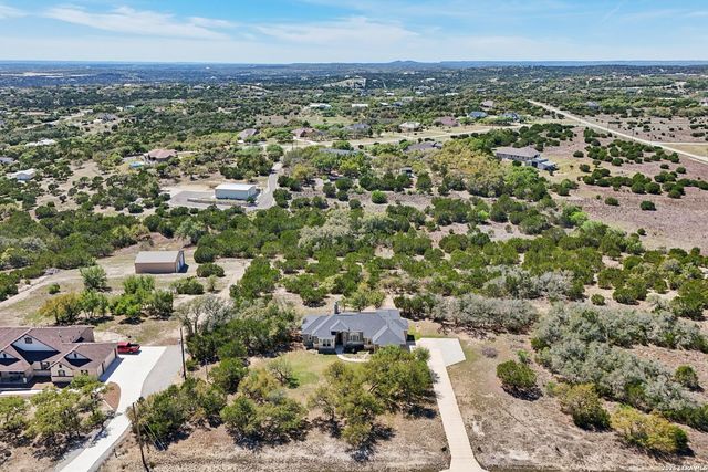 345 Ridge Point, Spring Branch, TX 78070