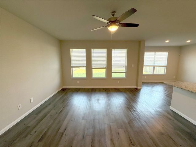 5426 James Michael Drive, Rosharon, TX 77583