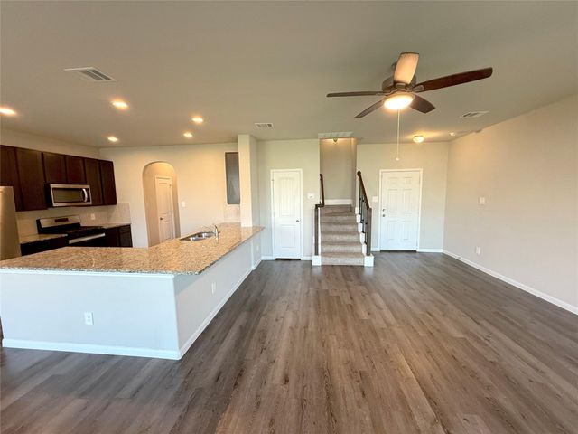 5426 James Michael Drive, Rosharon, TX 77583