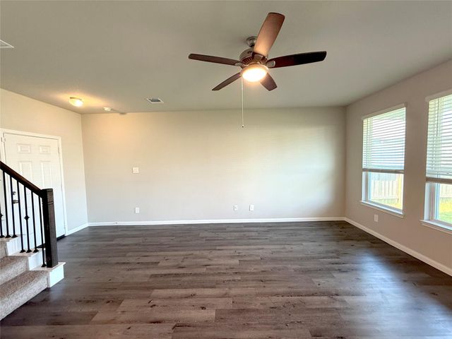 5426 James Michael Drive, Rosharon, TX 77583