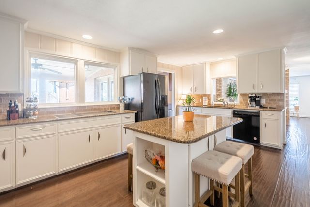 1611 N K St, Midland, TX 79701