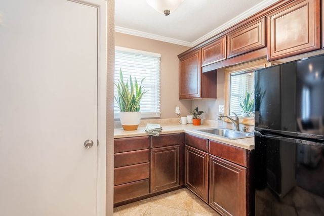 1611 N K St, Midland, TX 79701