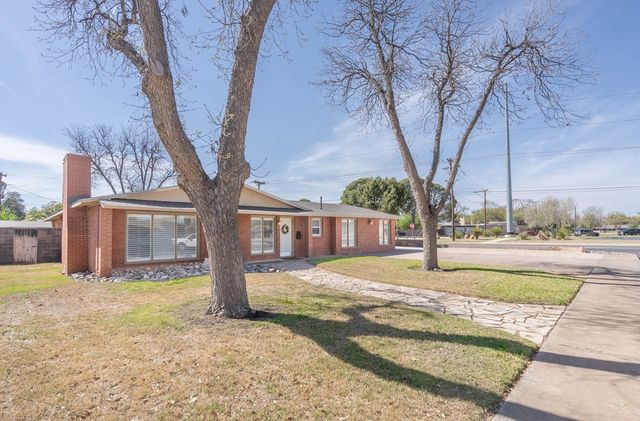 1611 N K St, Midland, TX 79701