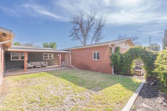 1611 N K St, Midland, TX 79701