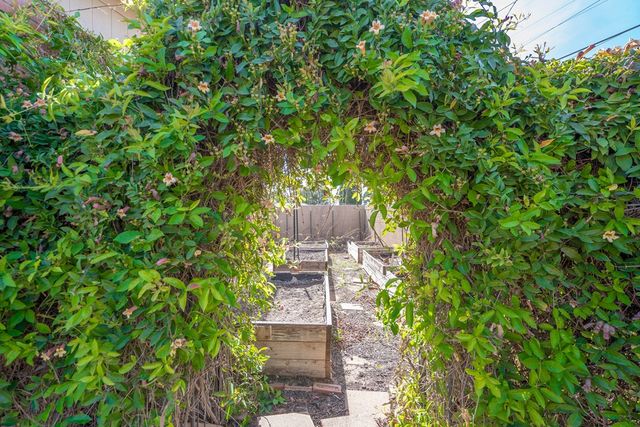 1611 N K St, Midland, TX 79701