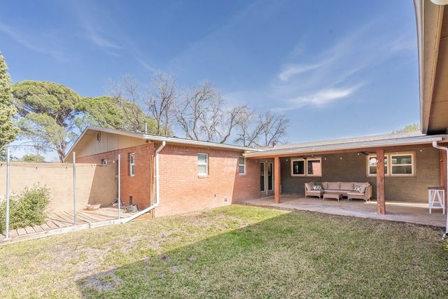 1611 N K St, Midland, TX 79701