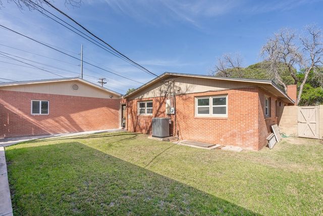 1611 N K St, Midland, TX 79701